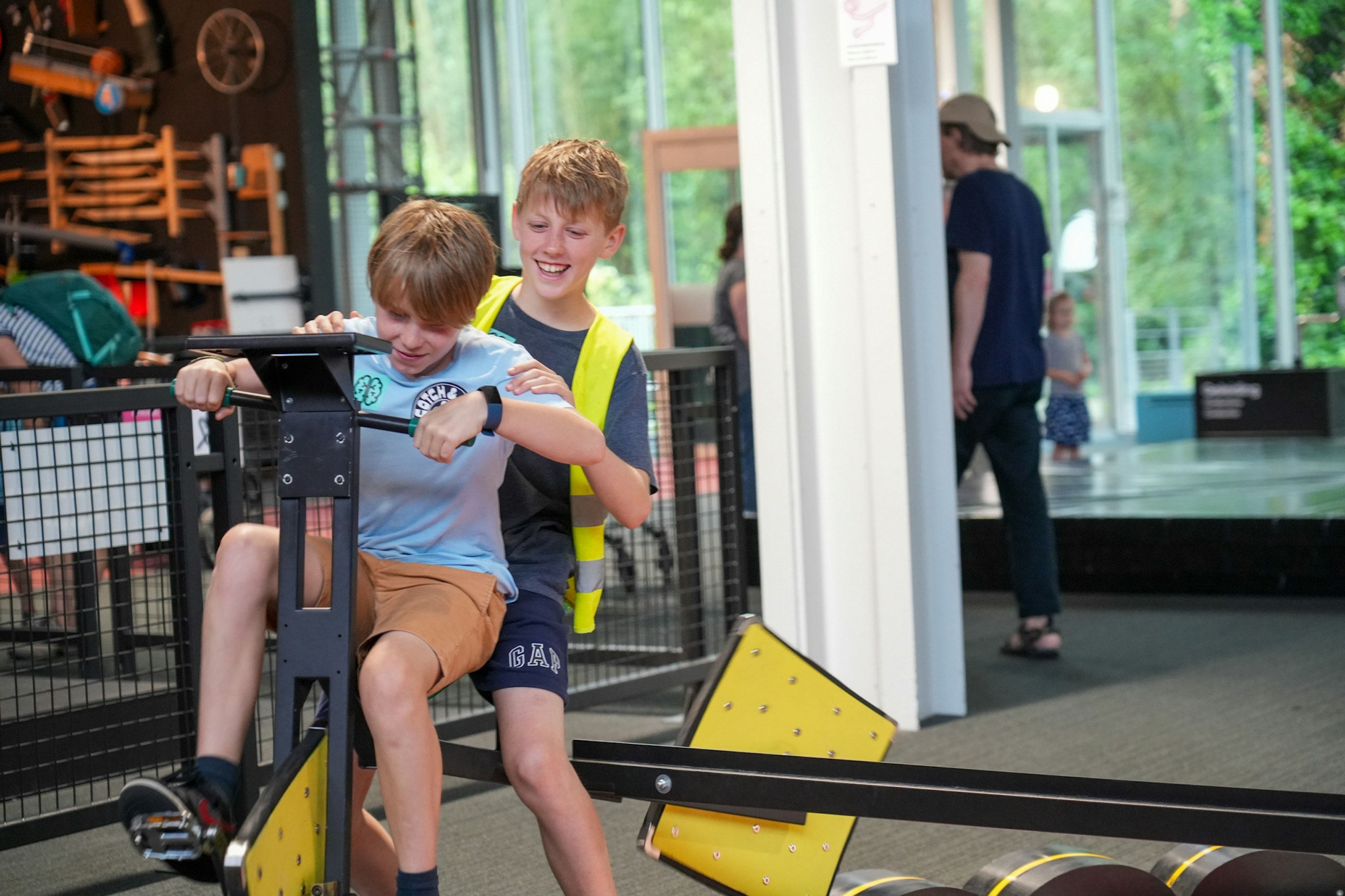 Indoor activiteiten fiets met vierkante wielen
