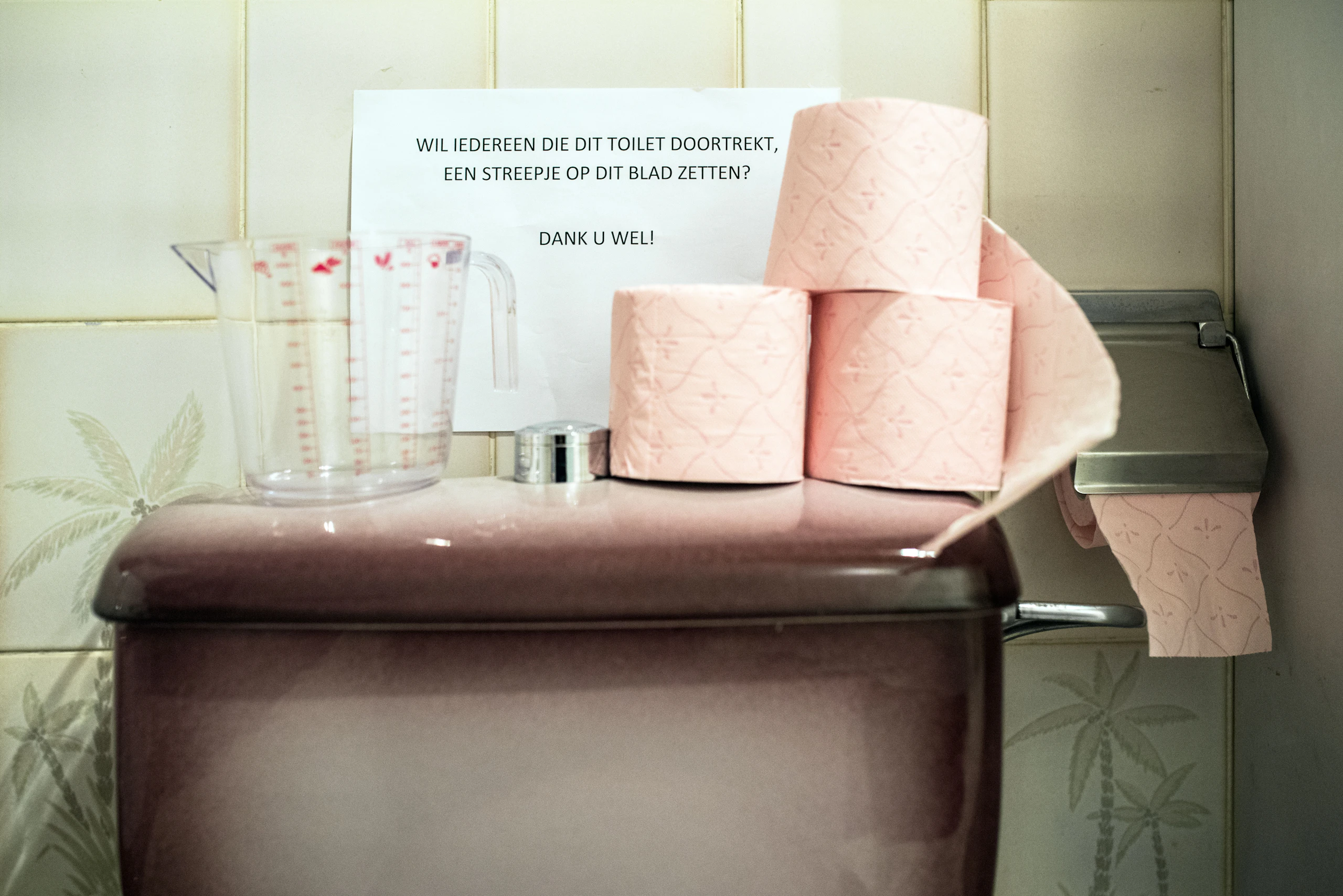 Doorspoelen maar toilet